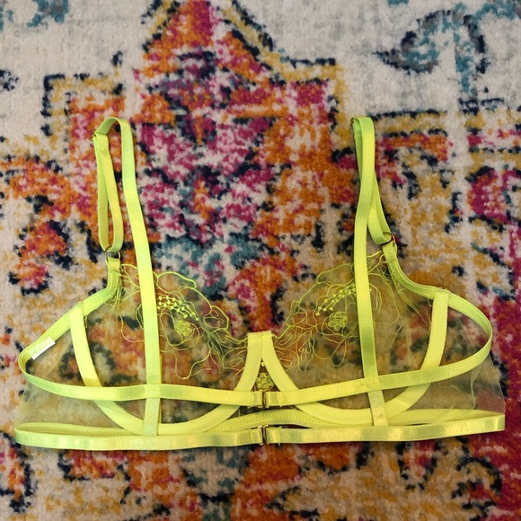 SOLD SheIn Neon Lime Mesh Lingerie Set - Picture 7 of 10